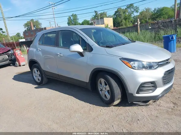 3GNCJKSB1LL118383 2020 CHEVROLET TRAX - Image 1