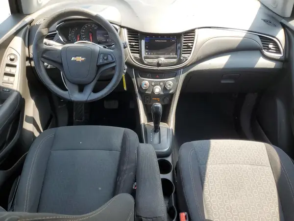3GNCJKSB1LL124569 2020 CHEVROLET TRAX - Image 8