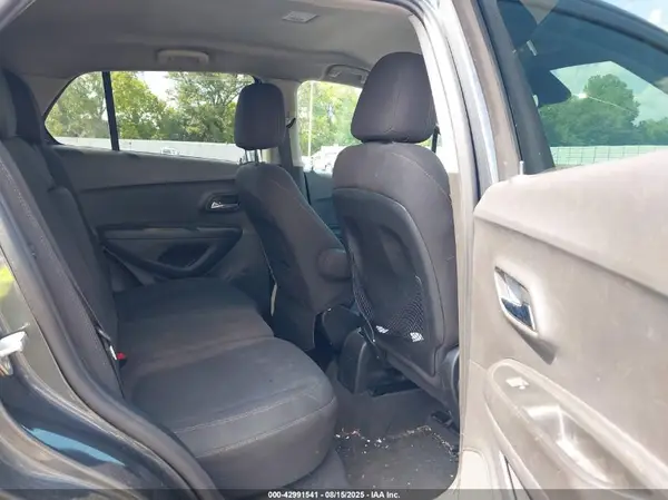 3GNCJKSB1LL129013 2020 CHEVROLET TRAX - Image 8
