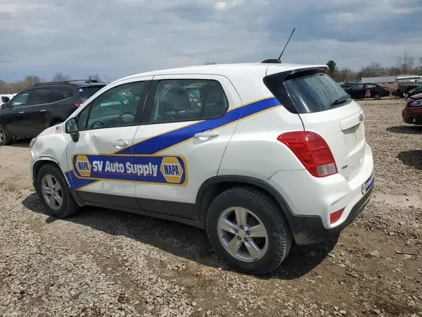 3GNCJKSB1LL137404 2020 CHEVROLET TRAX - Image 2