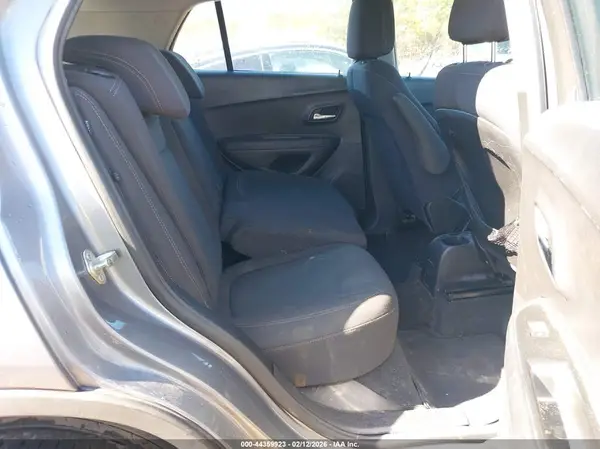 3GNCJKSB1LL146281 2020 CHEVROLET TRAX - Image 8
