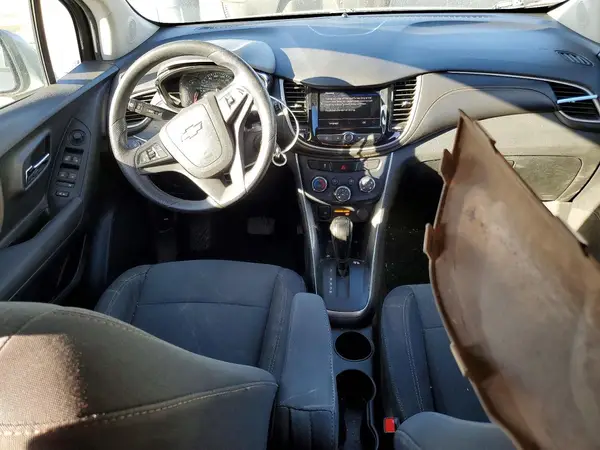 3GNCJKSB1LL164652 2020 CHEVROLET TRAX - Image 8