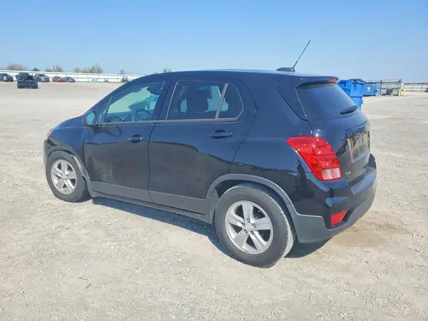 3GNCJKSB1LL166093 2020 CHEVROLET TRAX - Image 2