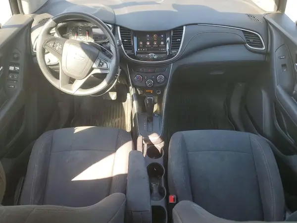 3GNCJKSB1LL166093 2020 CHEVROLET TRAX - Image 8