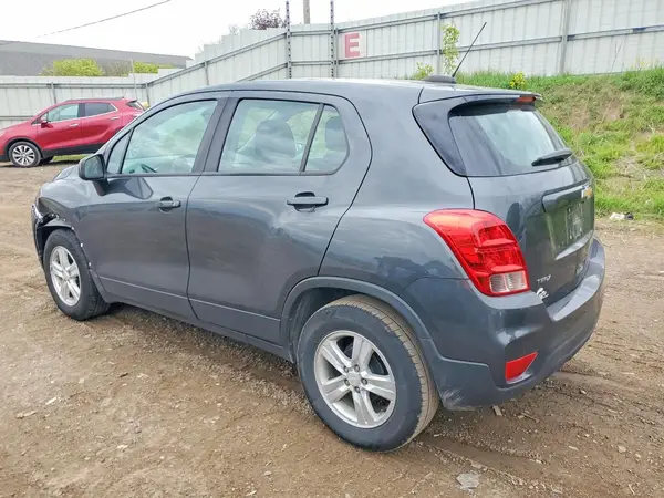 3GNCJKSB1LL167776 2020 CHEVROLET TRAX - Image 2