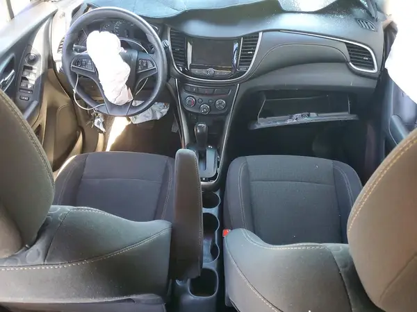 3GNCJKSB1LL192385 2020 CHEVROLET TRAX - Image 8