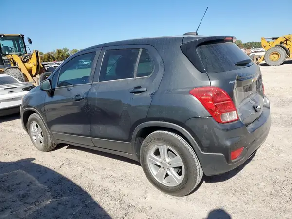 3GNCJKSB1LL196615 2020 CHEVROLET TRAX - Image 2