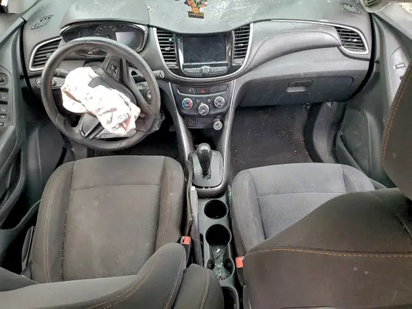 3GNCJKSB1LL203725 2020 CHEVROLET TRAX - Image 8