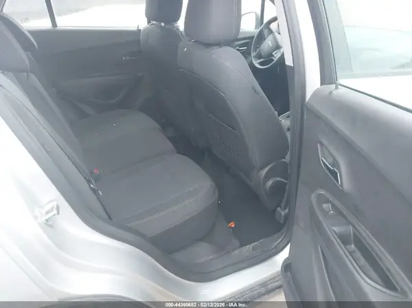 3GNCJKSB1LL218192 2020 CHEVROLET TRAX - Image 8