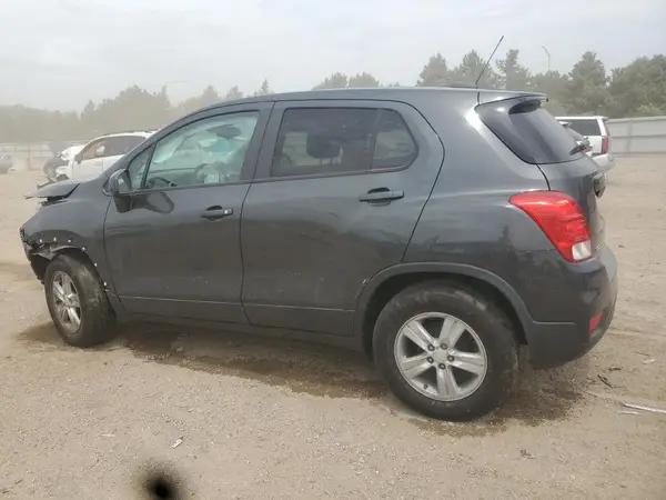 3GNCJKSB1LL220153 2020 CHEVROLET TRAX - Image 2