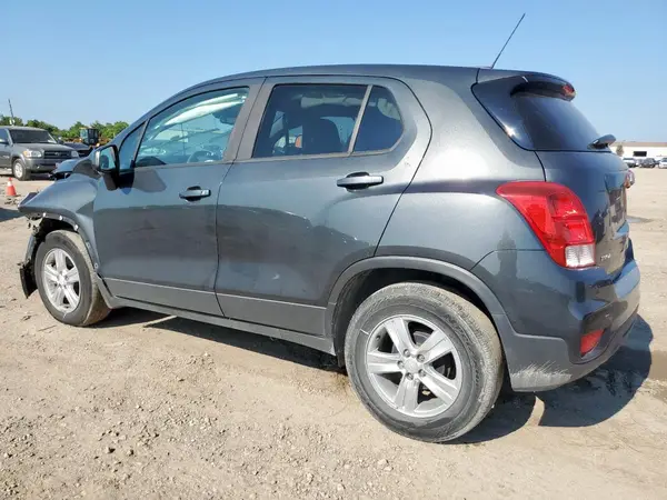 3GNCJKSB1LL266842 2020 CHEVROLET TRAX - Image 2