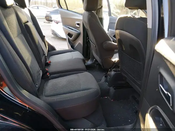 3GNCJKSB1LL283592 2020 CHEVROLET TRAX - Image 8