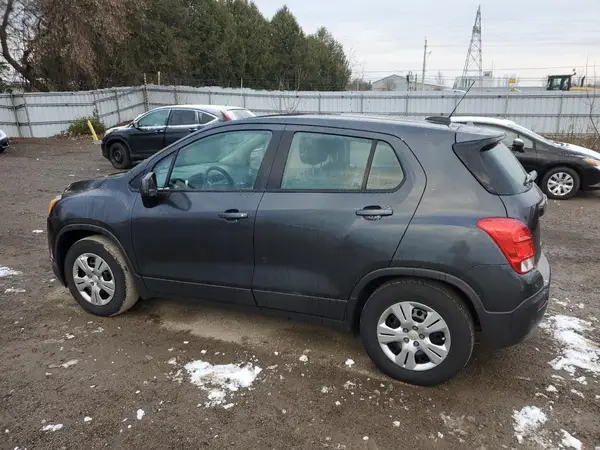 3GNCJKSB2GL152872 2016 CHEVROLET TRAX - Image 2