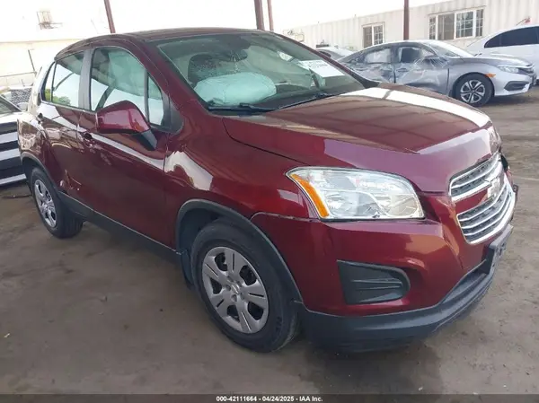 3GNCJKSB2GL158963 2016 CHEVROLET TRAX - Image 1