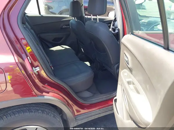 3GNCJKSB2GL216974 2016 CHEVROLET TRAX - Image 8
