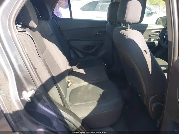 3GNCJKSB2GL248713 2016 CHEVROLET TRAX - Image 8