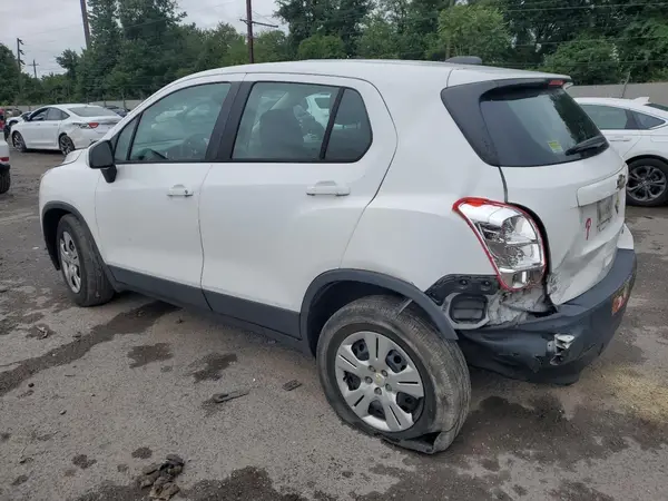 3GNCJKSB2GL256570 2016 CHEVROLET TRAX - Image 2