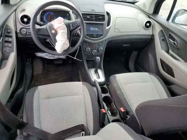 3GNCJKSB2GL278763 2016 CHEVROLET TRAX - Image 8