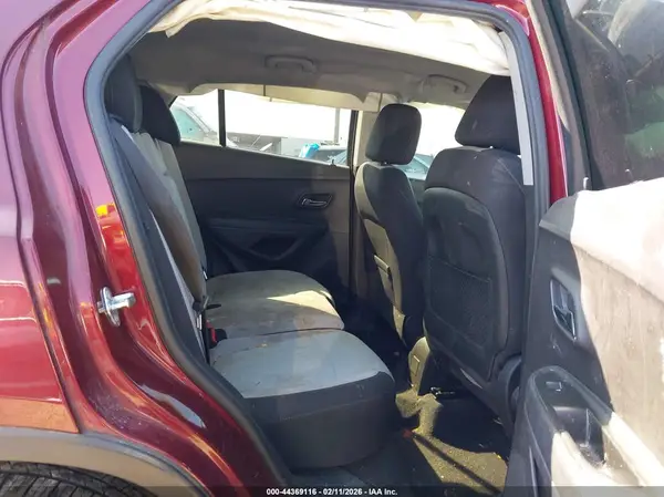 3GNCJKSB2HL132977 2017 CHEVROLET TRAX - Image 8
