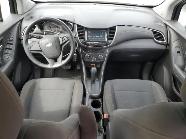 3GNCJKSB2HL147320 2017 CHEVROLET TRAX - Image 8