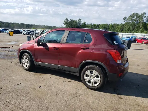 3GNCJKSB2HL174842 2017 CHEVROLET TRAX - Image 2