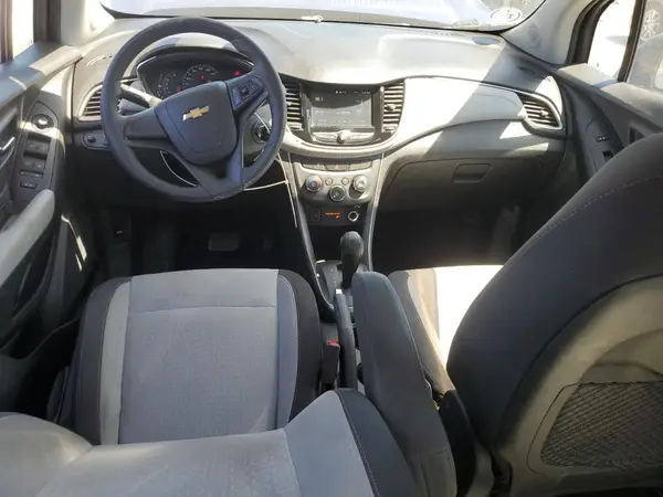 3GNCJKSB2HL182665 2017 CHEVROLET TRAX - Image 8