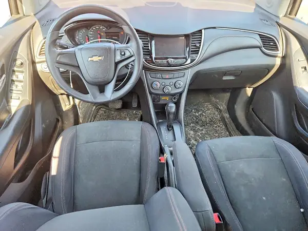 3GNCJKSB2HL193763 2017 CHEVROLET TRAX - Image 8