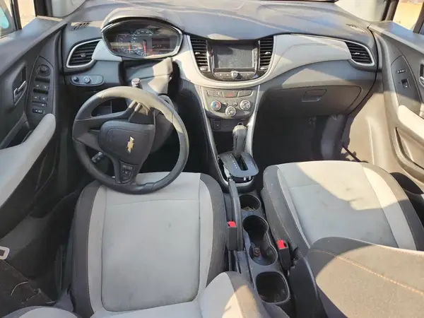3GNCJKSB2HL213980 2017 CHEVROLET TRAX - Image 8