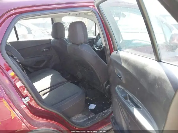 3GNCJKSB2HL215275 2017 CHEVROLET TRAX - Image 8