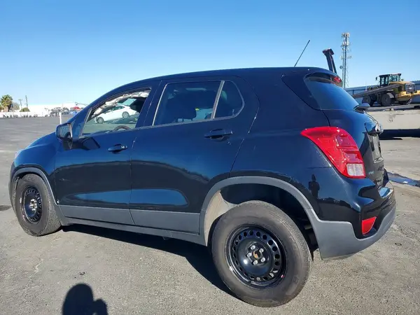 3GNCJKSB2HL248406 2017 CHEVROLET TRAX - Image 2