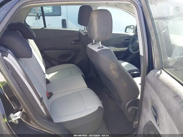 3GNCJKSB2HL253475 2017 CHEVROLET TRAX - Image 8