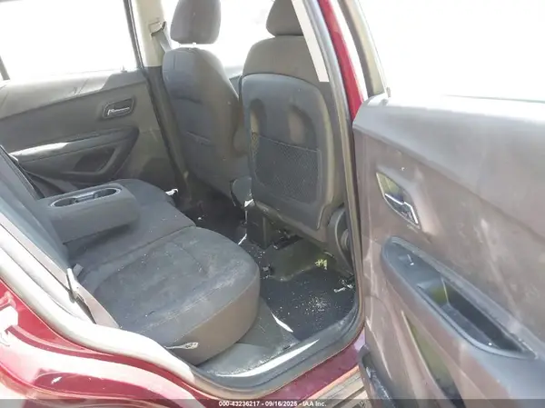 3GNCJKSB2HL266940 2017 CHEVROLET TRAX - Image 8