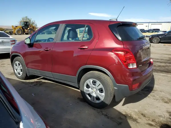3GNCJKSB2HL267294 2017 CHEVROLET TRAX - Image 2