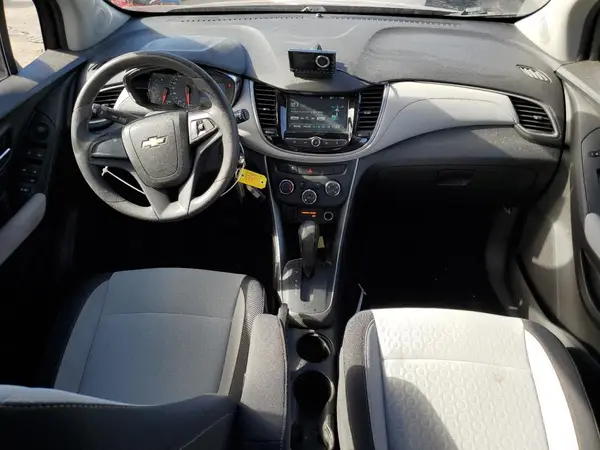 3GNCJKSB2HL267294 2017 CHEVROLET TRAX - Image 8
