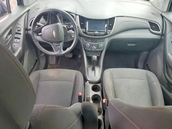 3GNCJKSB2HL267568 2017 CHEVROLET TRAX - Image 8