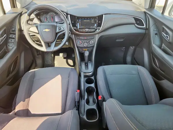 3GNCJKSB2JL172028 2018 CHEVROLET TRAX - Image 8