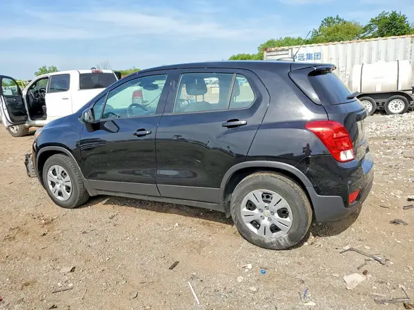 3GNCJKSB2JL208753 2018 CHEVROLET TRAX - Image 2