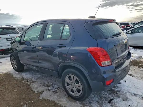 3GNCJKSB2JL211491 2018 CHEVROLET TRAX - Image 2