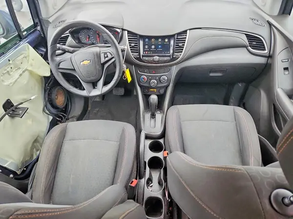 3GNCJKSB2JL235712 2018 CHEVROLET TRAX - Image 8