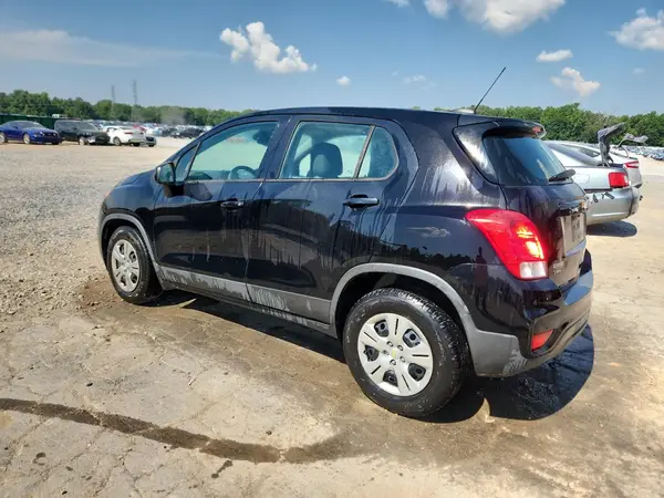 3GNCJKSB2JL261761 2018 CHEVROLET TRAX - Image 2