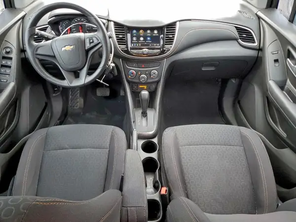 3GNCJKSB2JL337821 2018 CHEVROLET TRAX - Image 8