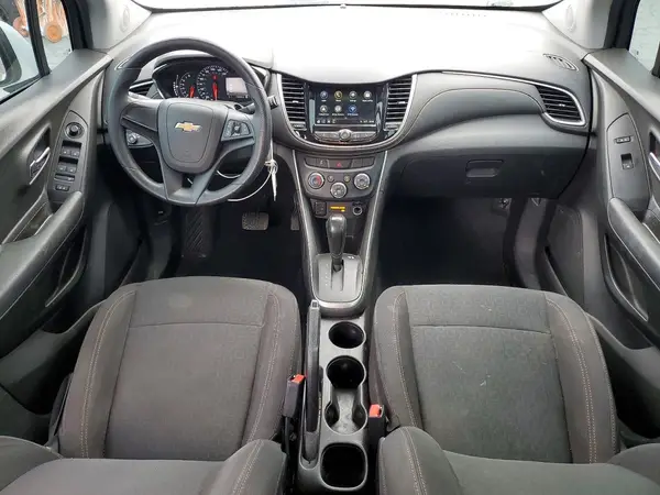 3GNCJKSB2JL409309 2018 CHEVROLET TRAX - Image 8