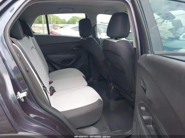 3GNCJKSB2JL416826 2018 CHEVROLET TRAX - Image 8