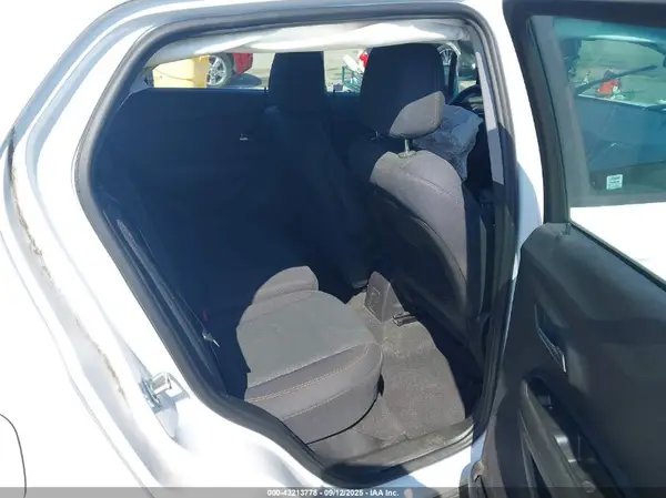 3GNCJKSB2KL116852 2019 CHEVROLET TRAX - Image 8
