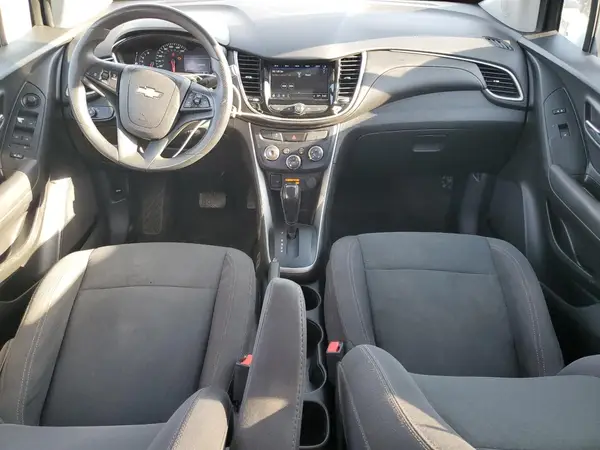 3GNCJKSB2KL185248 2019 CHEVROLET TRAX - Image 8