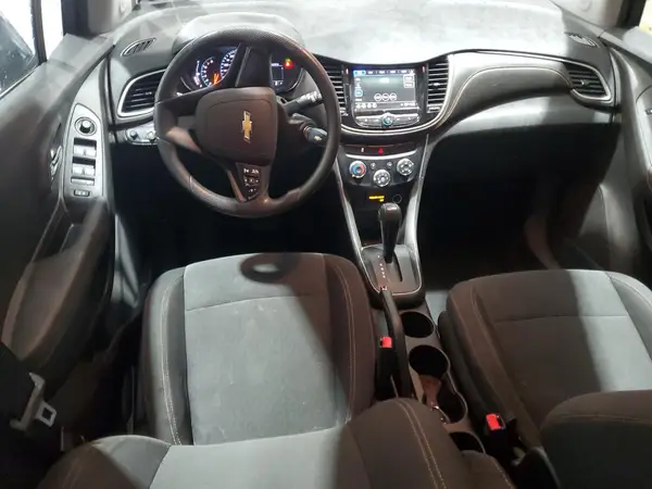 3GNCJKSB2KL196234 2019 CHEVROLET TRAX - Image 8