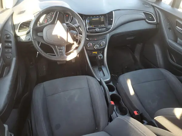 3GNCJKSB2KL198906 2019 CHEVROLET TRAX - Image 8