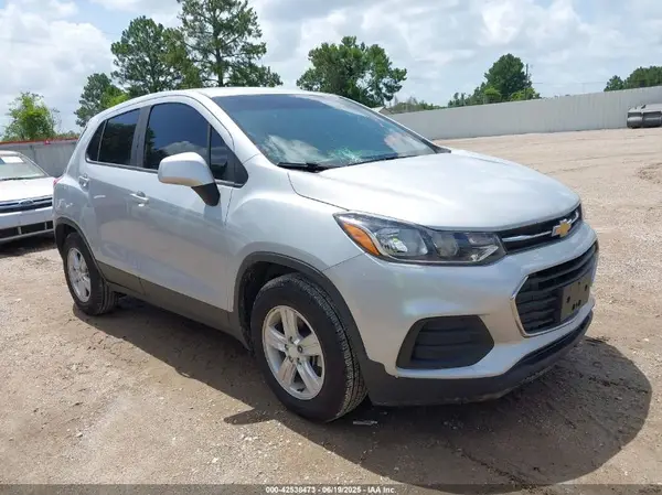 3GNCJKSB2KL200878 2019 CHEVROLET TRAX - Image 1