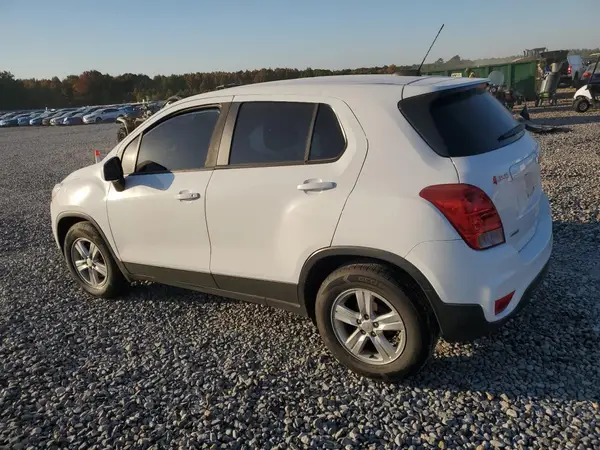 3GNCJKSB2KL260806 2019 CHEVROLET TRAX - Image 2