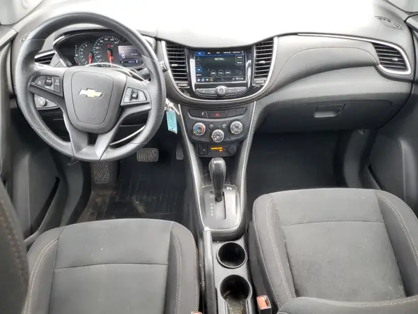 3GNCJKSB2KL349680 2019 CHEVROLET TRAX - Image 8